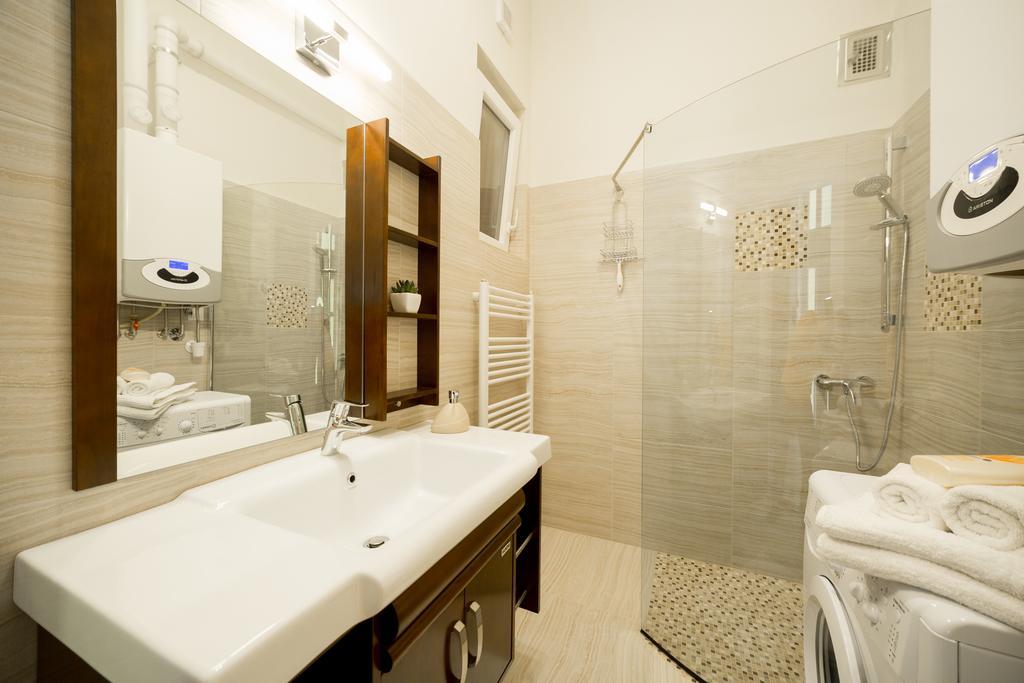 Family Buddha Apartment 부다페스트 외부 사진