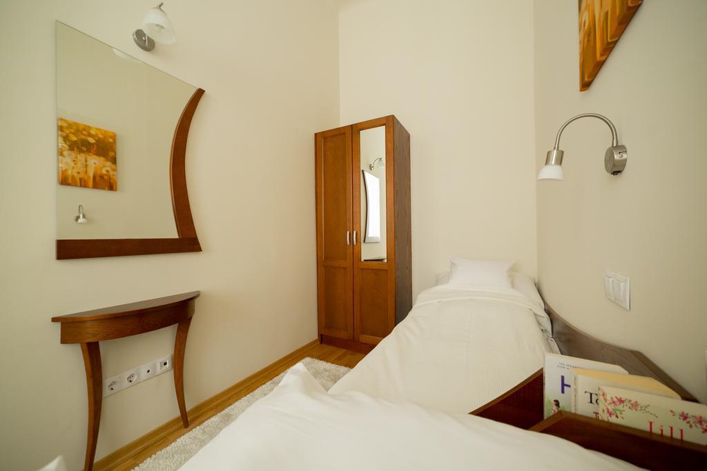 Family Buddha Apartment 부다페스트 외부 사진