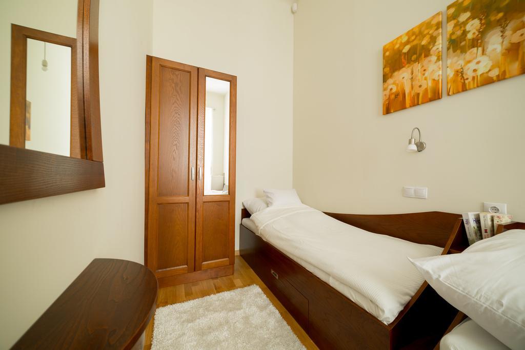 Family Buddha Apartment 부다페스트 외부 사진