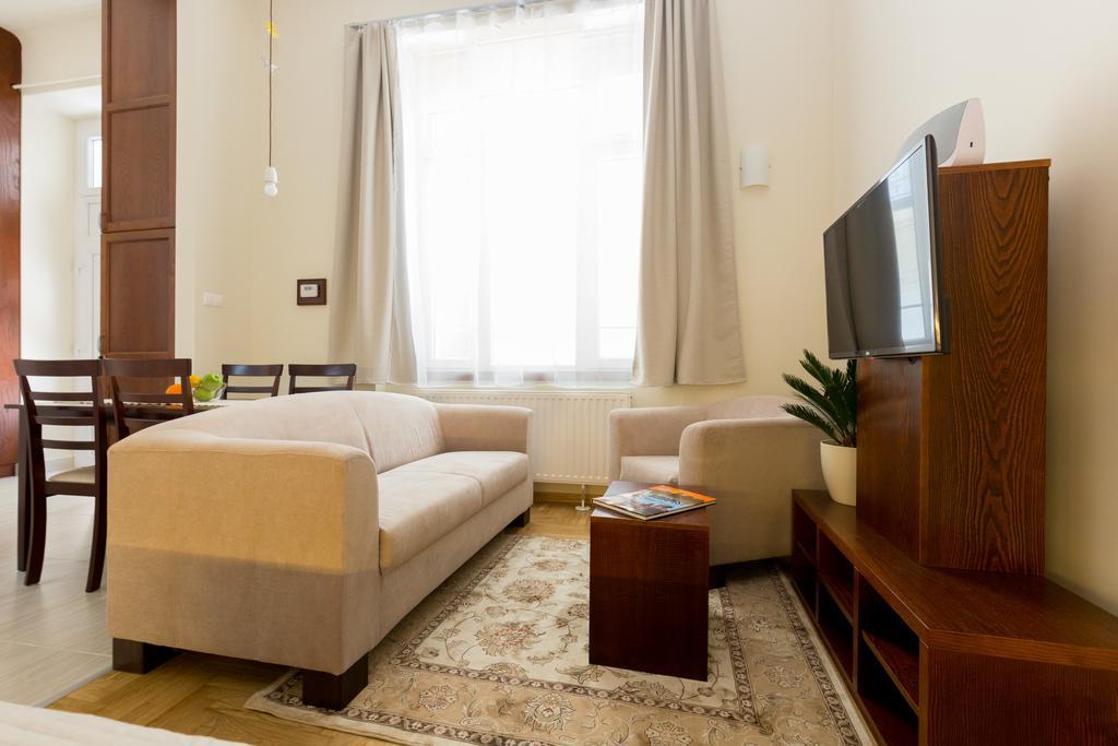 Family Buddha Apartment 부다페스트 외부 사진