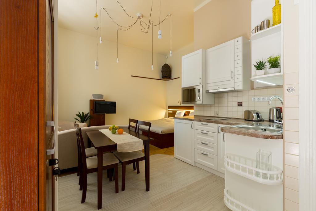Family Buddha Apartment 부다페스트 외부 사진